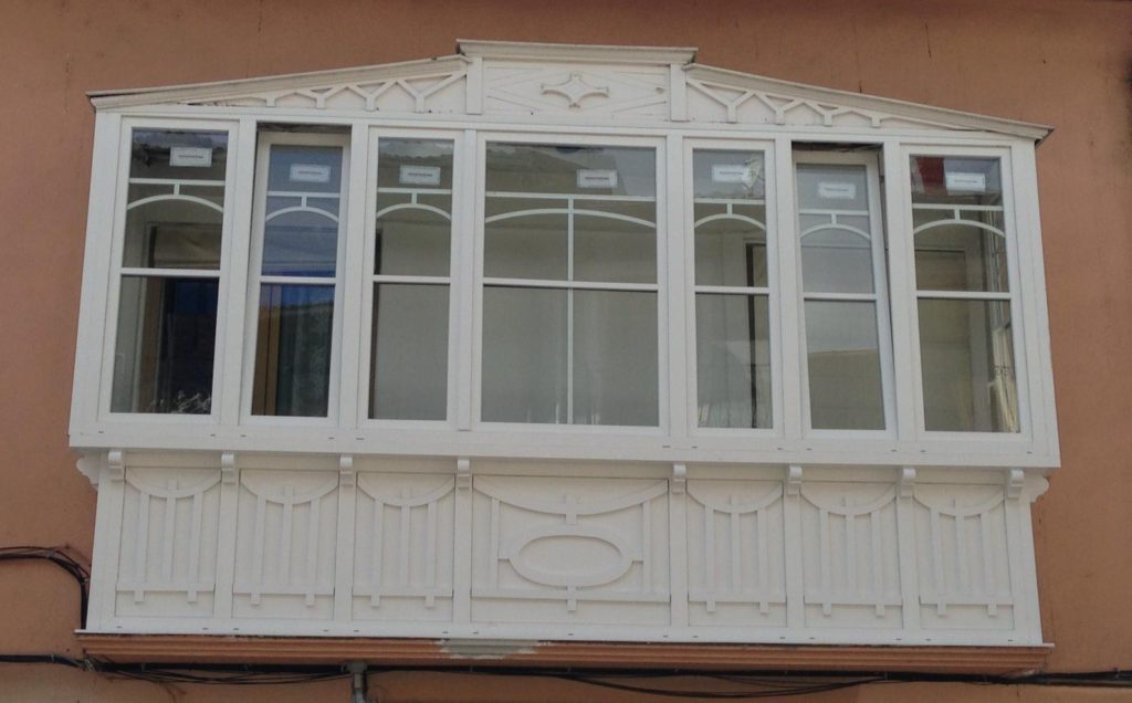 Renovación de ventanas y mirador en Aretxabaleta